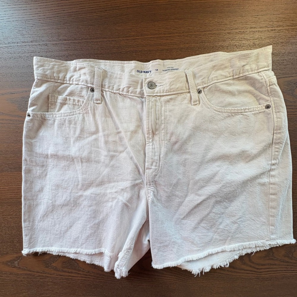 Old Navy High-Rise Slouchy Straight Denim Shorts Women 14 White EUC Frayed‎